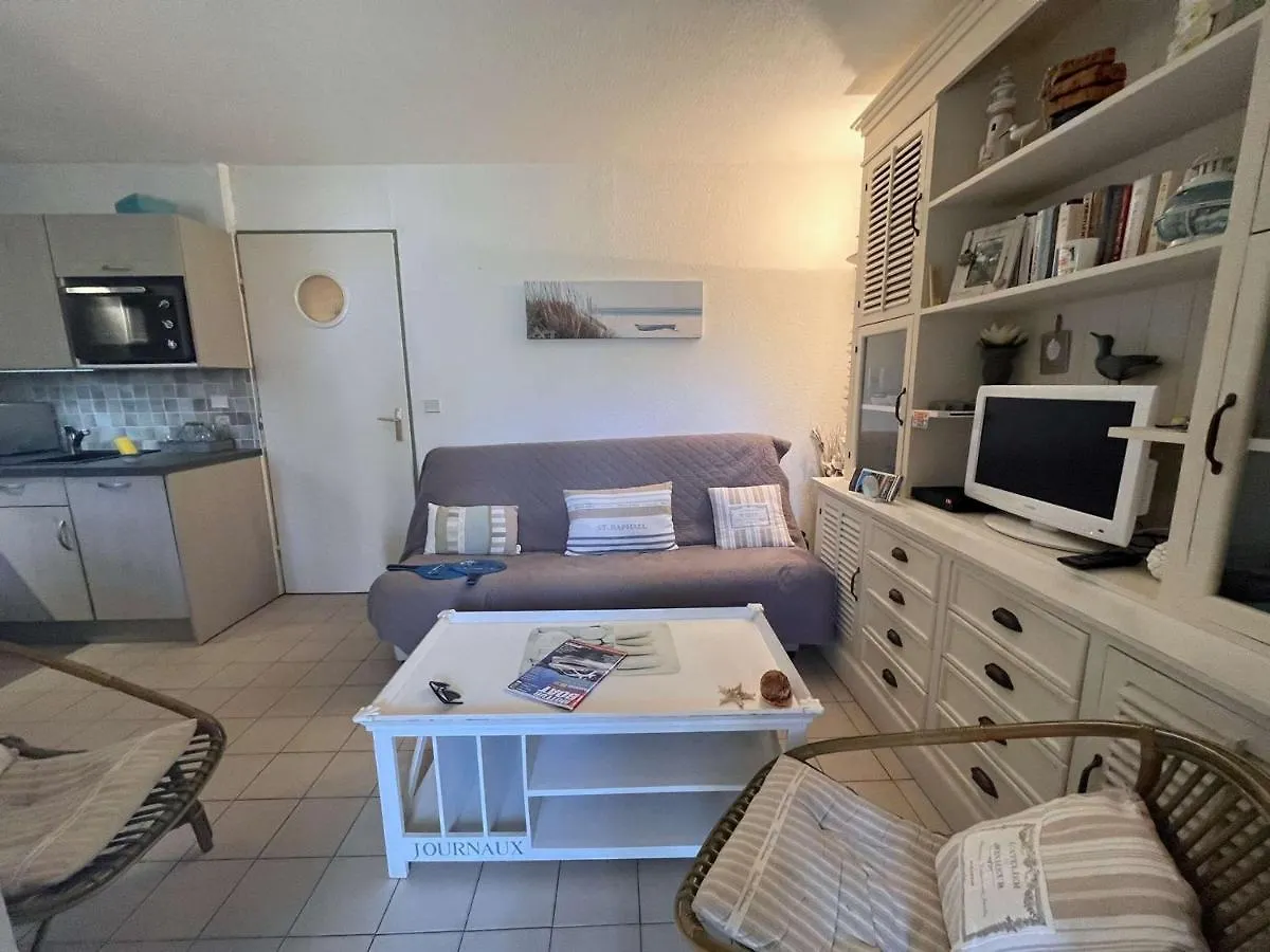 Appartement Avec Piscine, Tennis, Proche Plage - 4 Personnes - Saint Aygulf - Fr-1-226A-161 Frejus