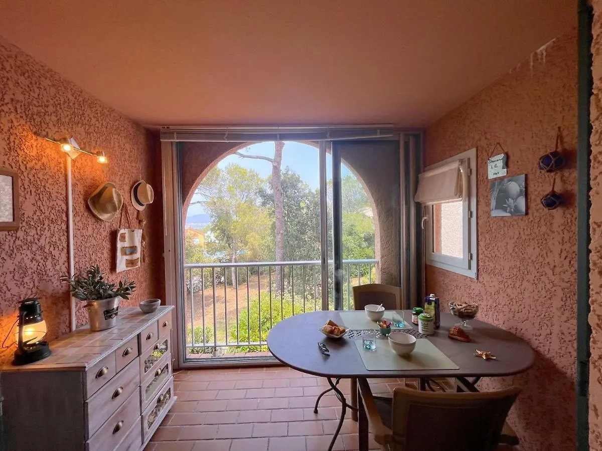 Appartement Avec Piscine, Tennis, Proche Plage - 4 Personnes - Saint Aygulf - Fr-1-226A-161 Frejus